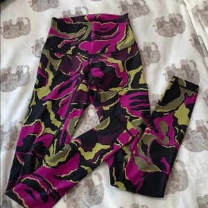 Lululemon Wunder Under Hi-Rise